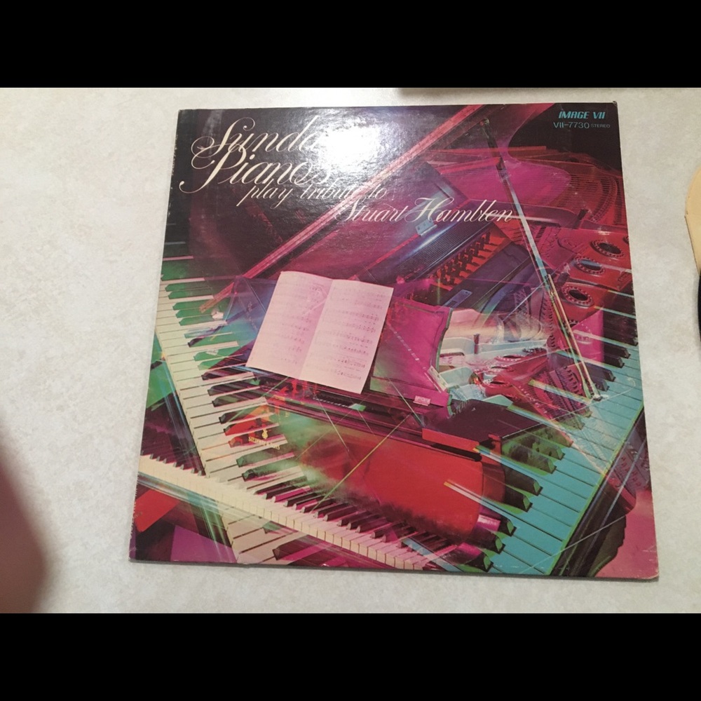 Record/Sunday pianos play tribute to Stuart hamblen